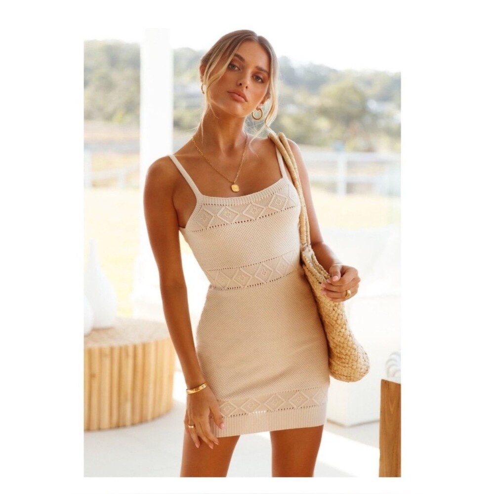 Hello Molly VENUS RETROGRADE KNIT DRESS BEIGE women’s size xs xsmall / size 2